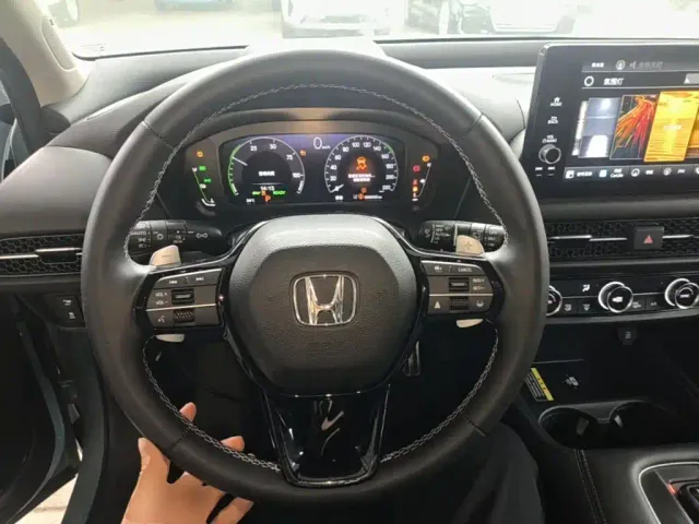 Honda ZR-V — Фото автомобиля 10