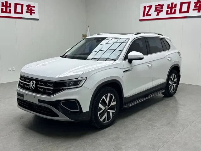 Фотография автомобиля — Volkswagen Tayron