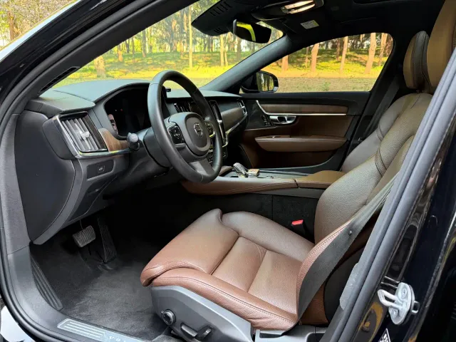 Volvo S90 — Фото автомобиля 6