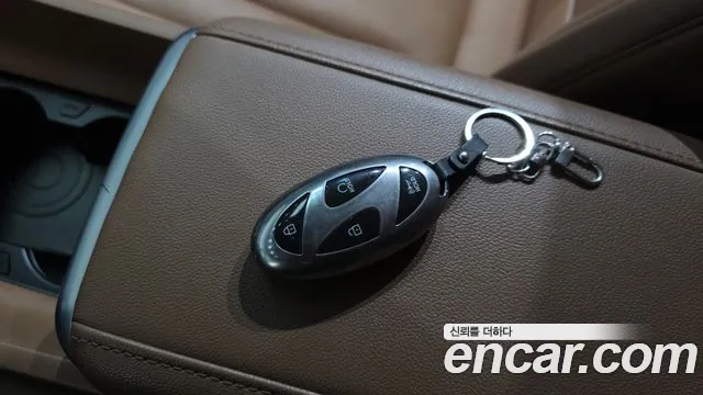 Hyundai Grandeur — Фото автомобиля 30