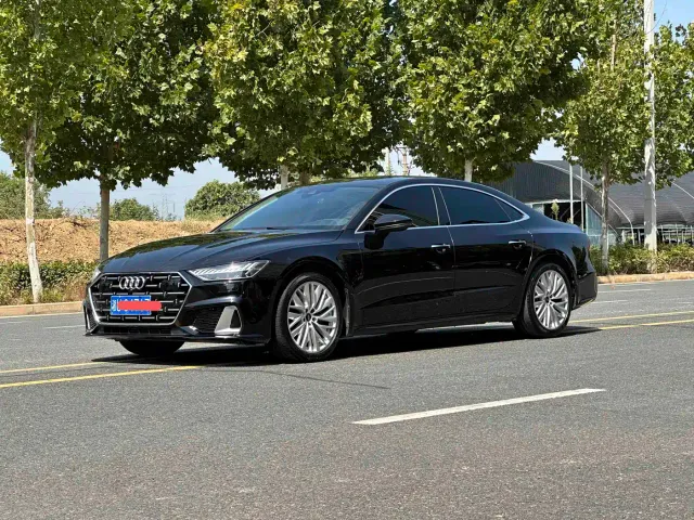 Audi A7L — Фото автомобиля 6