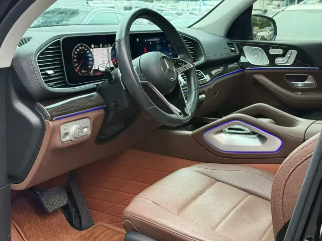 Mercedes-Benz GLE-Class — Фото автомобиля 5