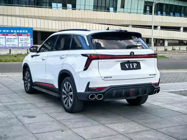 Changan CS75 Plus — Фото автомобиля 9