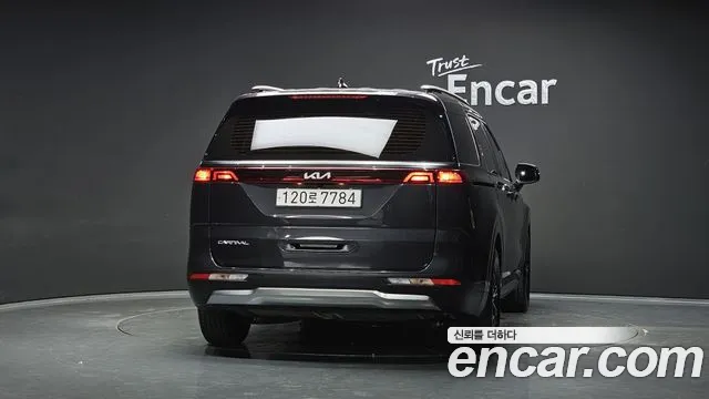 Kia Canival Carnival 4 поколение Бензин 9 мест Signature — Фото автомобиля 4