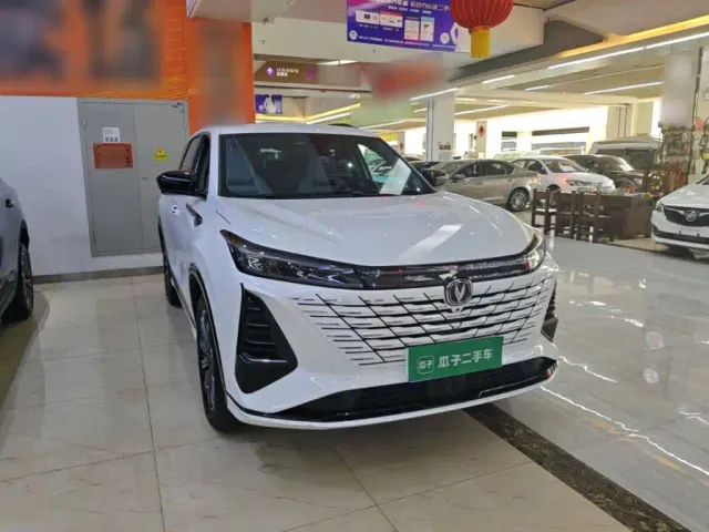 Changan CS75 Plus — Фото автомобиля 3