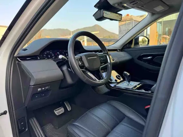 Land Rover Range Rover Evoque — Фото автомобиля 5