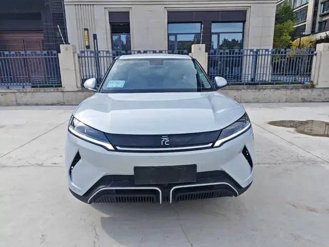 BYD Yuan UP — Фото автомобиля 2