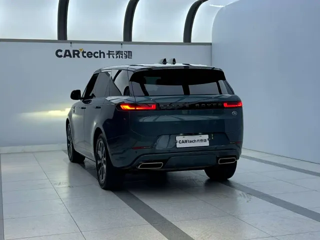 Land Rover Range Rover Sport — Фото автомобиля 4