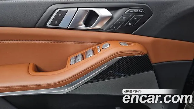 BMW X7 — Фото автомобиля 30