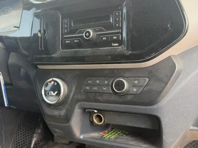 Maxus EV30 — Фото автомобиля 11
