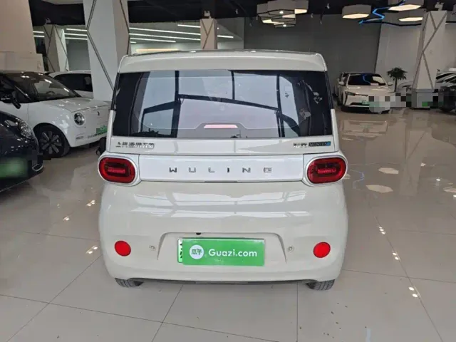 Wuling Motors Hongguang MINIEV 2024 3rd Generation 215km Youth Edition — Фото автомобиля 5