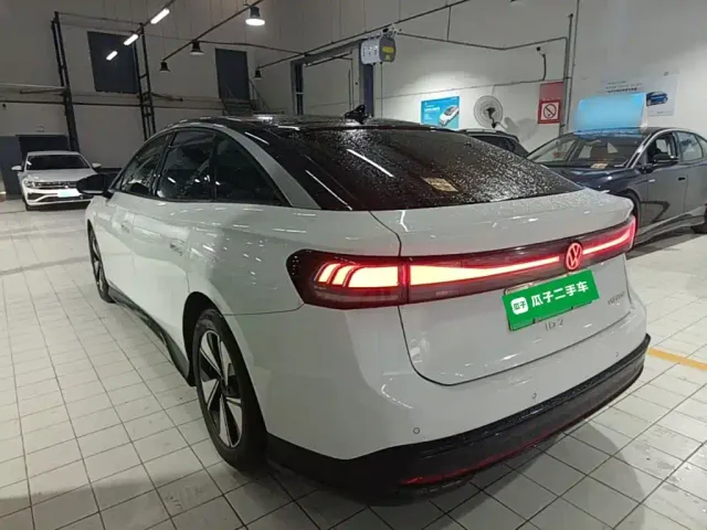 Volkswagen ID.7 Vizzion — Фото автомобиля 4