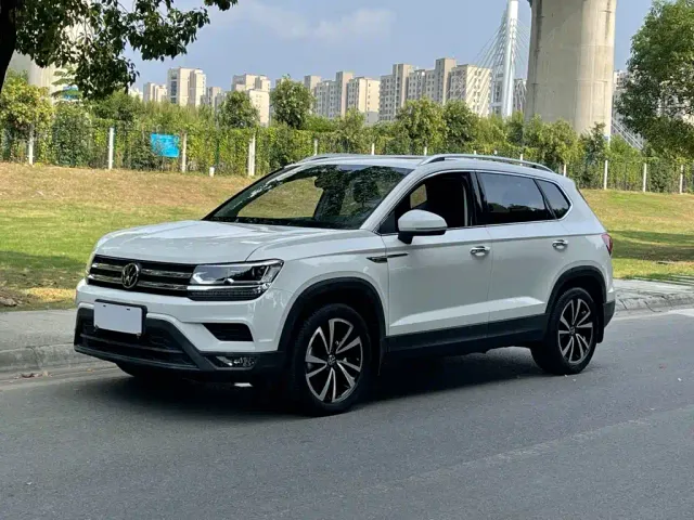Volkswagen Tharu — Фото автомобиля 2