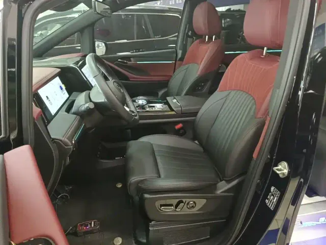 GAC Trumpchi M8 — Фото автомобиля 14