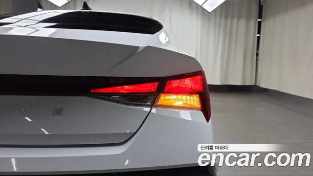 Hyundai AVANTE Новый Avante (CN7) — Фото автомобиля 23
