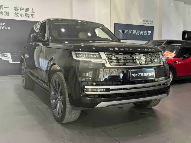 Land Rover Range Rover — Фото автомобиля 3