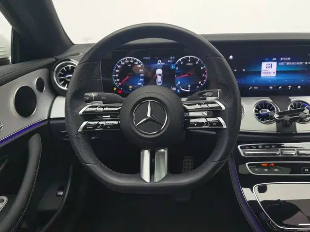 Mercedes-Benz E-Class — Фото автомобиля 11