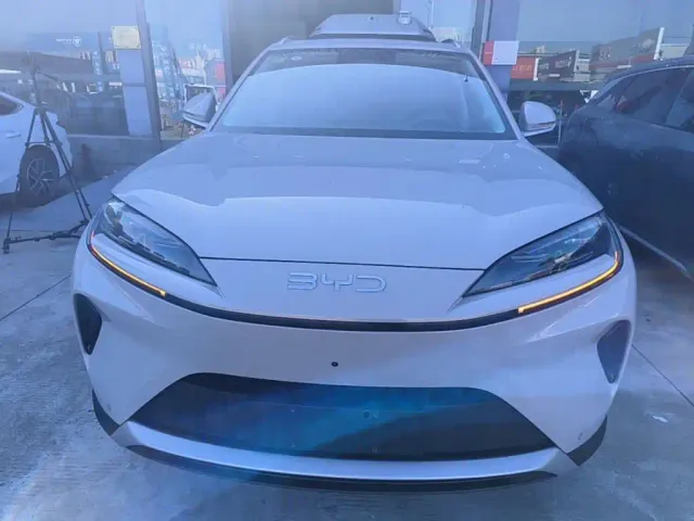 BYD Hai Shi 07 DM-i — Фото автомобиля 2