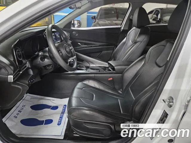 Hyundai Avante — Фото автомобиля 17
