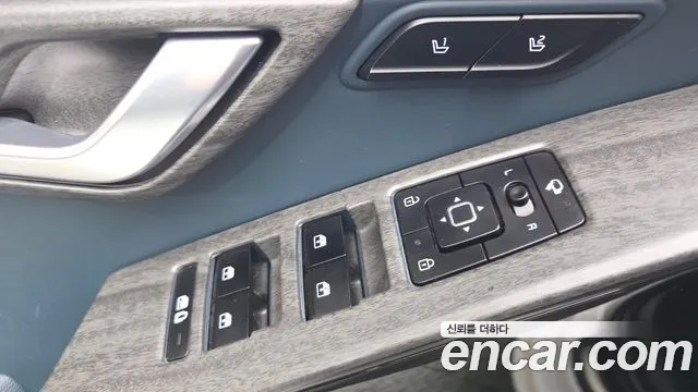 Kia Niro — Фото автомобиля 28