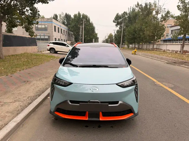 GAC Aion Y — Фото автомобиля 2