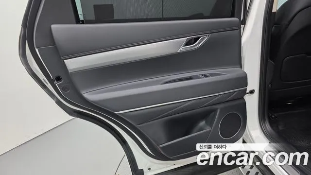 Genesis GV80 — Фото автомобиля 14