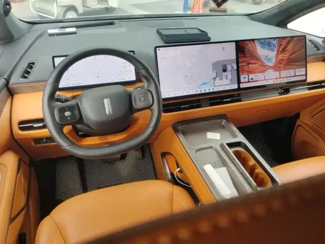 Wey Alpine — Фото автомобиля 12