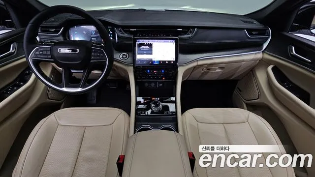 Jeep Cherokee — Фото автомобиля 7