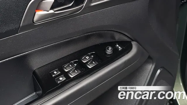 KG_Mobility_Ssangyong Rexton Новый Rexton Sport Дизель 2.2 4WD — Фото автомобиля 27