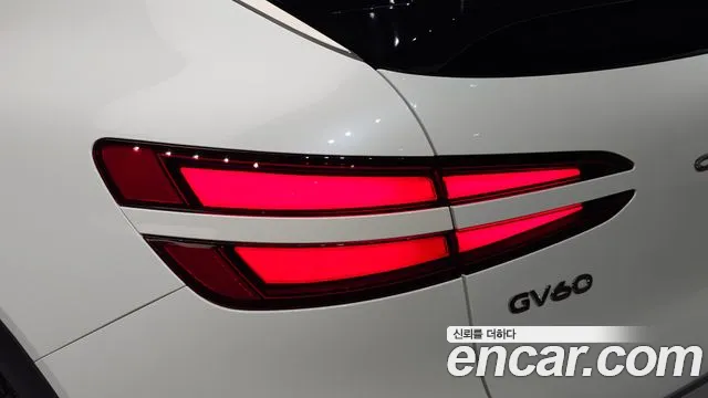 Genesis GV60 — Фото автомобиля 8