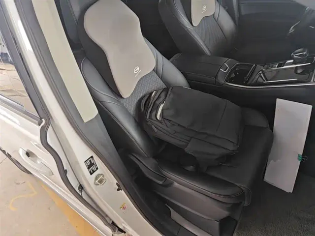 GAC Trumpchi M8 — Фото автомобиля 24