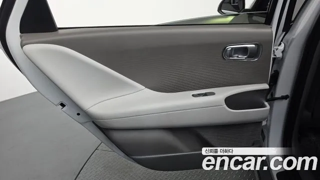 Hyundai Ioniq6 — Фото автомобиля 25