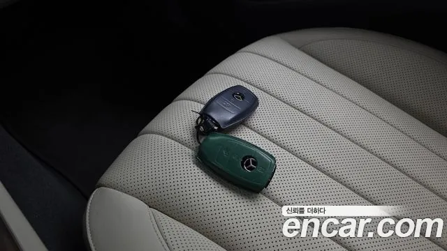 Mercedes-Benz E-Class W213 — Фото автомобиля 16