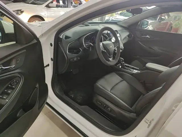Chevrolet Malibu XL — Фото автомобиля 15