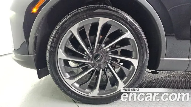 Lincoln Aviator 2nd Gen — Фото автомобиля 5