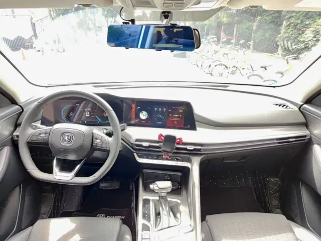 Changan CS35 Plus — Фото автомобиля 10