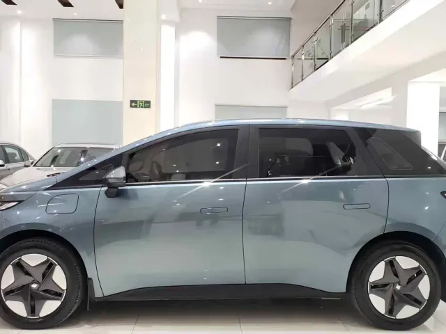 Baojun Cloud — Фото автомобиля 14