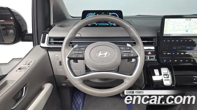 Hyundai Staria Staria — Фото автомобиля 11