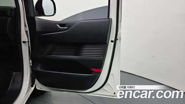 Hyundai Staria — Фото автомобиля 14