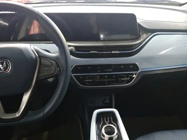 Changan Benben E-Star — Фото автомобиля 13