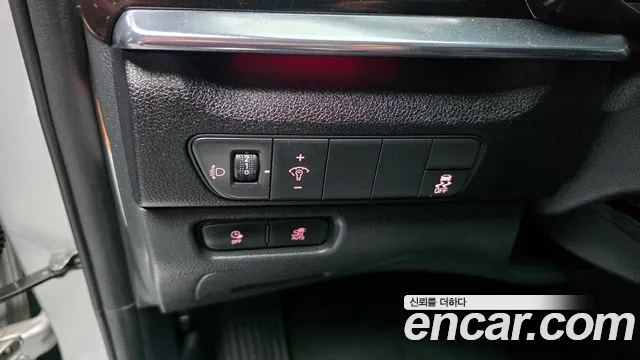 Kia Niro Niro Plus Air — Фото автомобиля 28