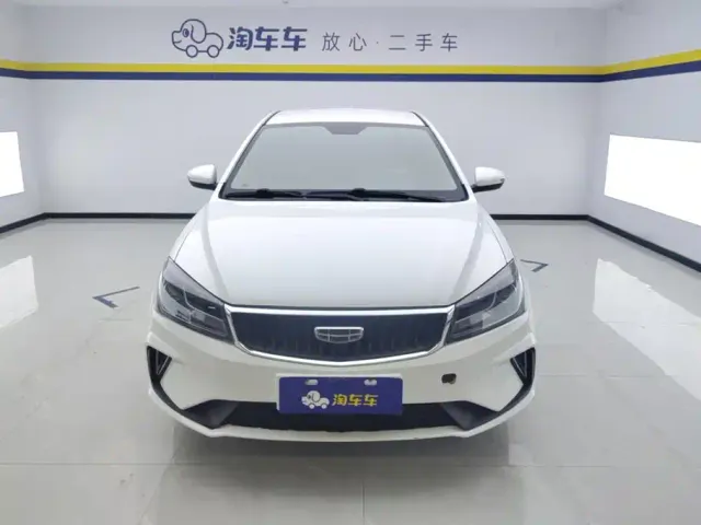 Geely Emgrand — Фото автомобиля 2