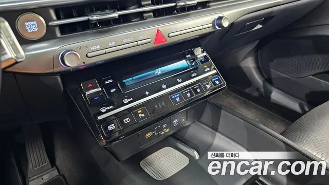 Hyundai Grandeur GN7 — Фото автомобиля 9
