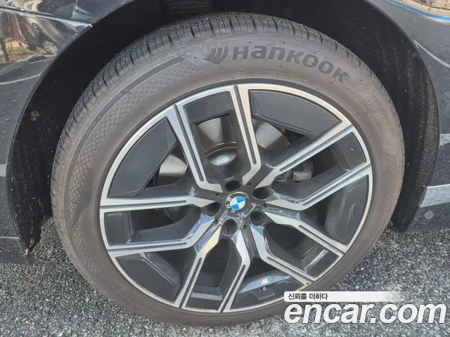 BMW 7 Series G70 — Фото автомобиля 4
