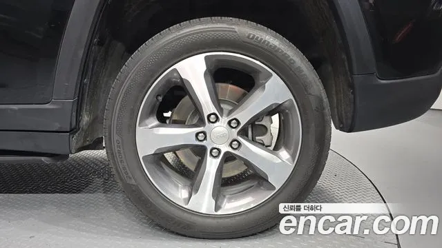 Jeep Cherokee Grand Cherokee(WL) 3.6 Limited — Фото автомобиля 20