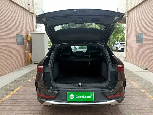 BYD Song PLUS — Фото автомобиля 18