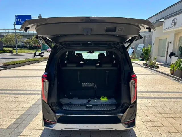 GAC Trumpchi M8 — Фото автомобиля 19