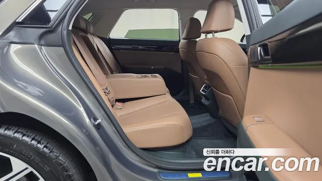 Hyundai Grandeur GN7 — Фото автомобиля 17