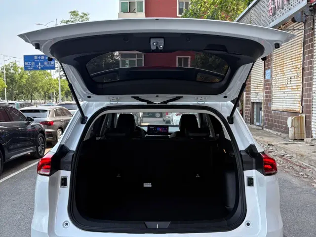 Haval H6 — Фото автомобиля 12