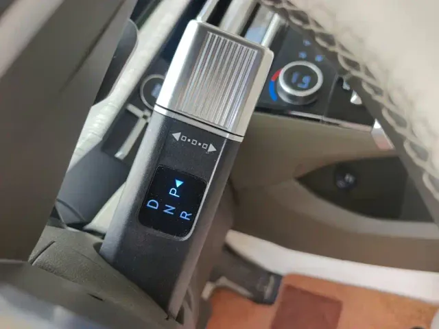 Hyundai Santa Fe — Фото автомобиля 13